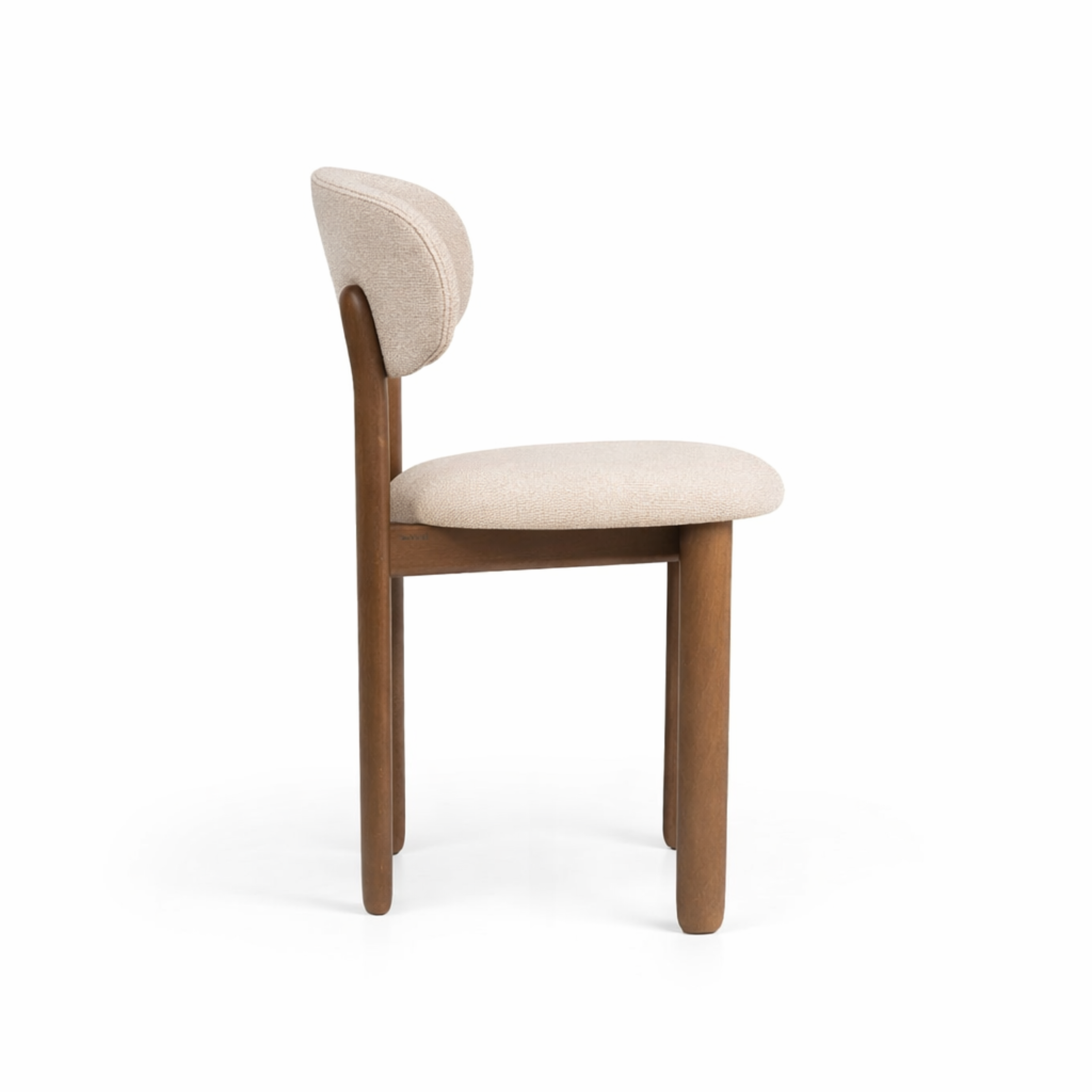 Silla de madera tapizada