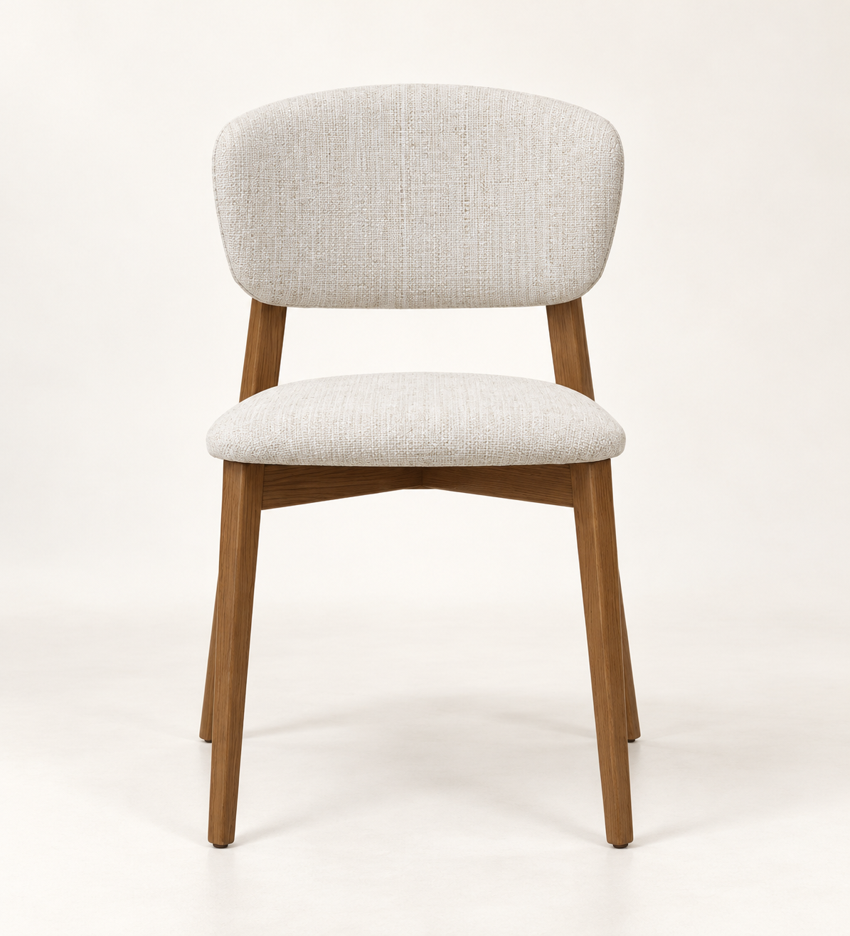 Silla Lira, madera medio, asiento tapizado, vista ambiente
