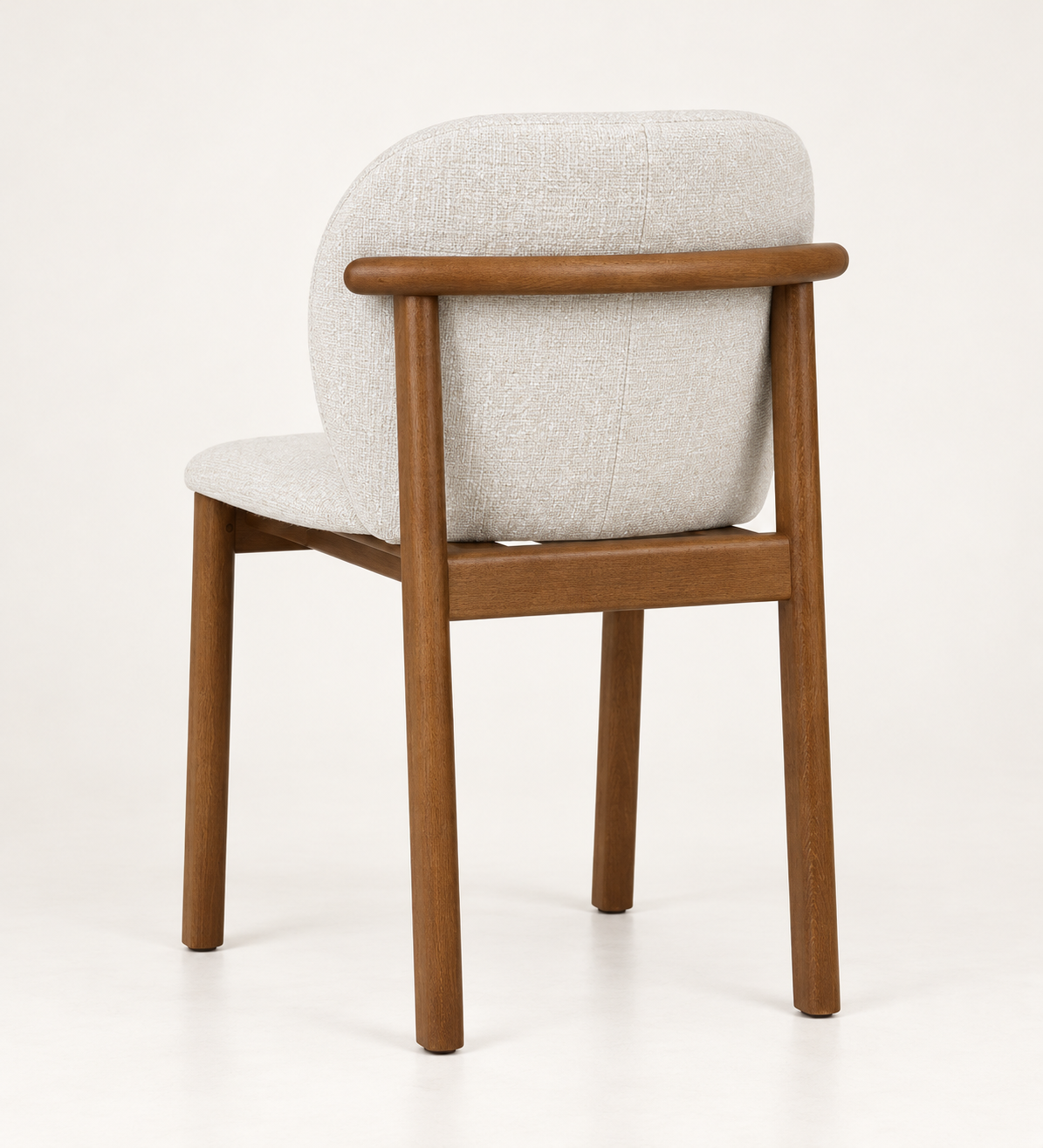 Silla Nara, madera medio, asiento tapizado, vista ambiente