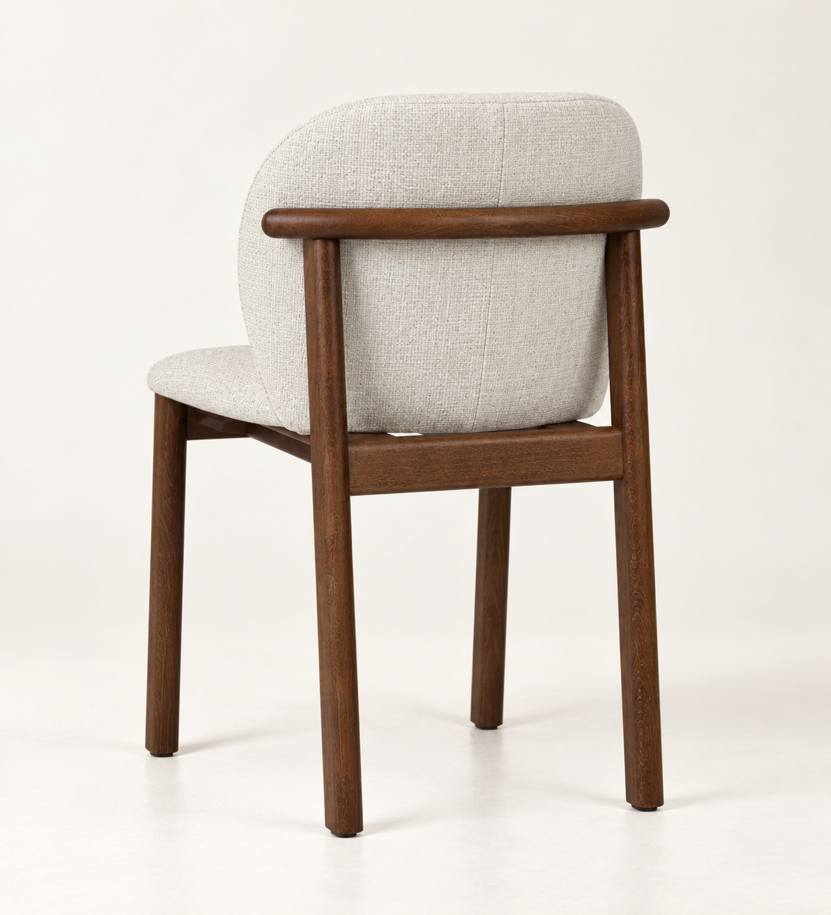 Silla Nara, madera medio, asiento tapizado, vista ambiente