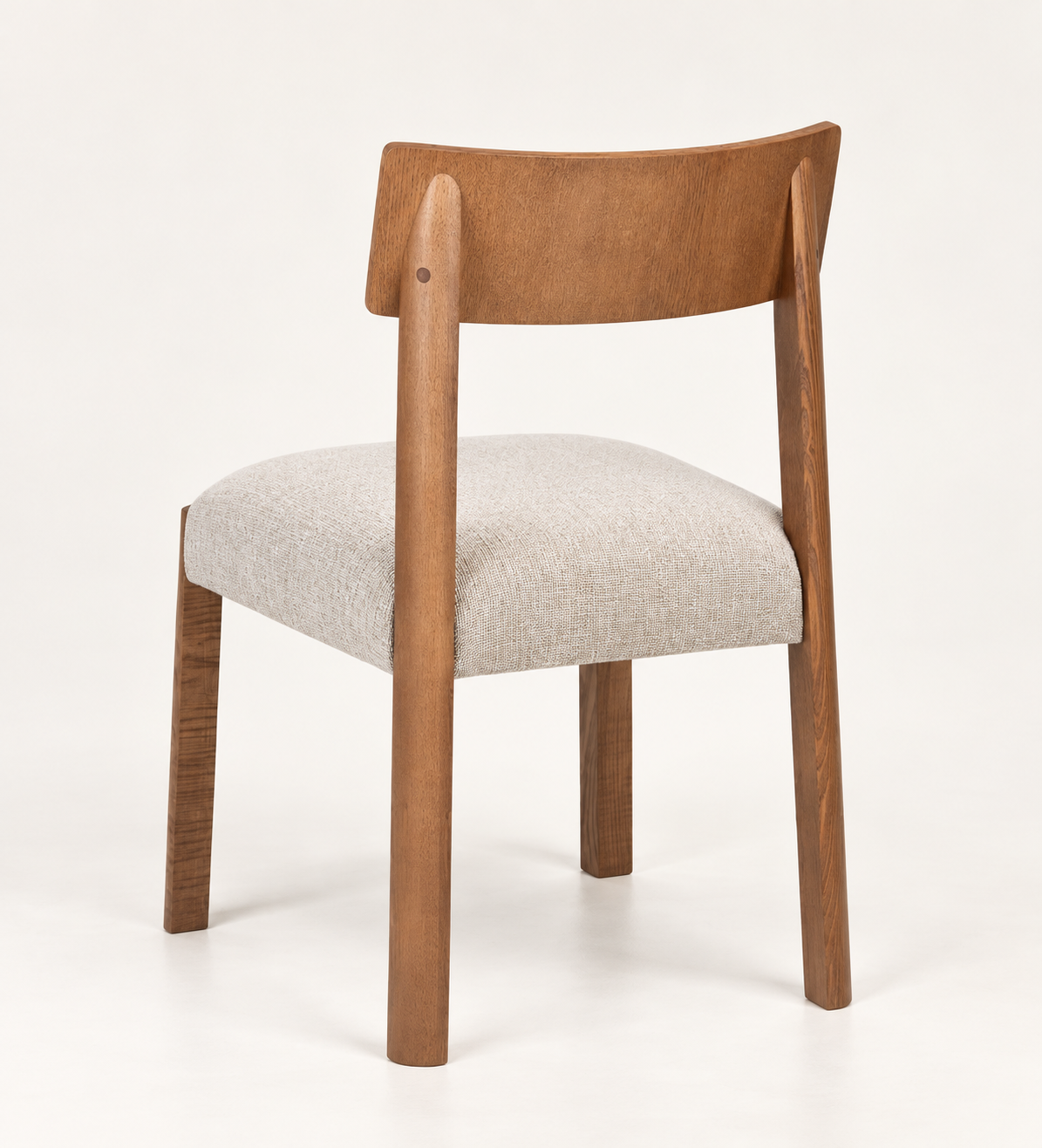 Silla Senda, madera medio, asiento tapizado, vista ambiente